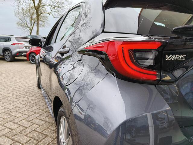 Toyota YARIS 1.5 Hybrid 115 Active Plus | Stoel & stuurverwarming | Clima | Cruise | DAB | Camera