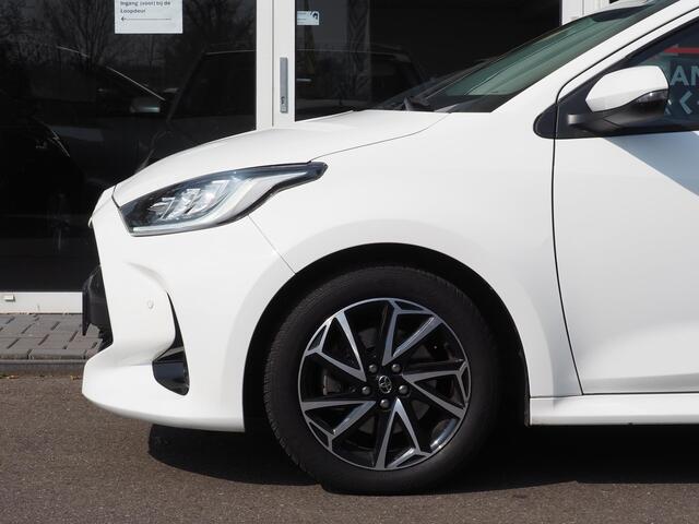 Toyota YARIS 1.5 Hybrid Comfort Team D