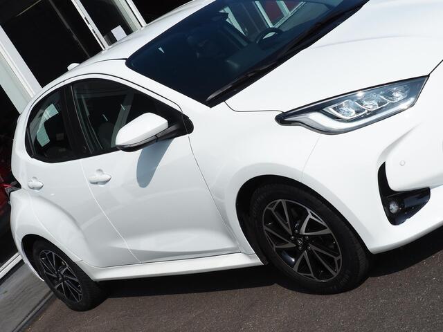 Toyota YARIS 1.5 Hybrid Comfort Team D