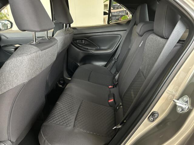 Toyota YARIS Cross 1.5 Hybrid 115 First Edition Comfort Pack