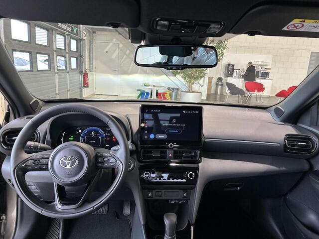 Toyota YARIS Cross 1.5 Hybrid 115 First Edition Comfort Pack