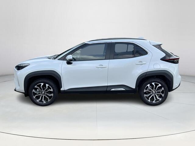 Toyota YARIS Cross 1.5 Hybrid 115 First Edition ** LEDER/ STOELVERWARMING/ NAVIGATIE/ CRUISE CONTROL/ 36 MAANDEN GARANTIE**