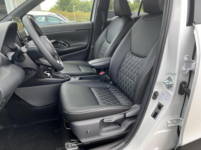 Toyota YARIS Cross 1.5 Hybrid 115 First Edition ** LEDER/ STOELVERWARMING/ NAVIGATIE/ CRUISE CONTROL/ 36 MAANDEN GARANTIE**