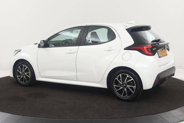 Toyota YARIS 1.5 Hybrid Dynamic | Camera | Adaptive cruise | Carplay | Full LED | Keyless | Navigatie | Climate control | Bluetooth