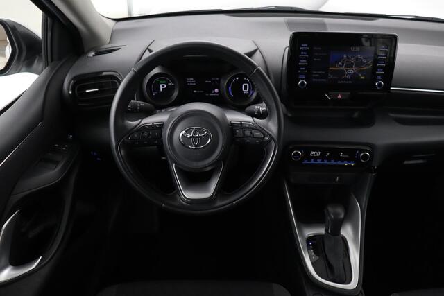 Toyota YARIS 1.5 Hybrid Dynamic | Camera | Adaptive cruise | Carplay | Full LED | Keyless | Navigatie | Climate control | Bluetooth