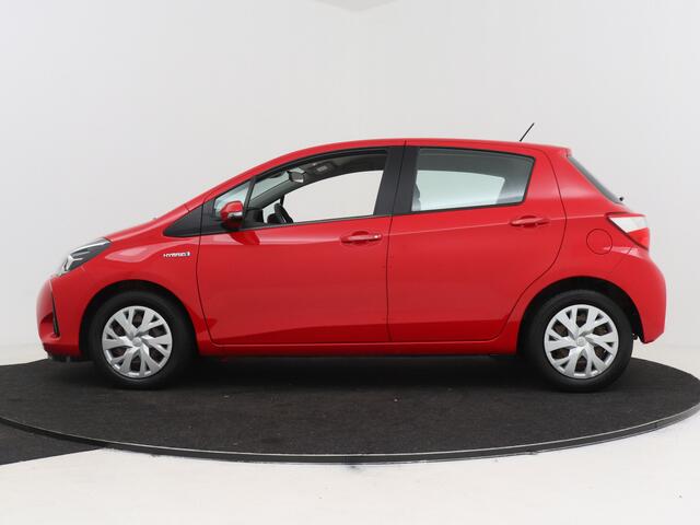 Toyota YARIS 1.5 Hybrid Active | Navigatie | Dealer onderhouden |