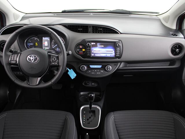Toyota YARIS 1.5 Hybrid Active | Navigatie | Dealer onderhouden |