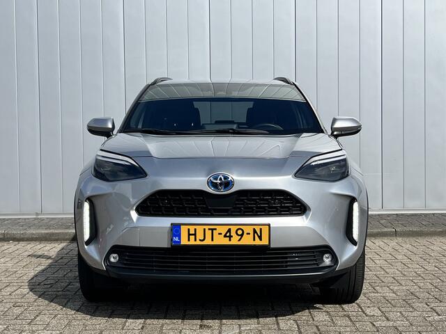 Toyota YARIS Cross 1.5 Hybrid Dynamic Limited Stoel Verwarming Parkeersensoren Voor en Achter Carplay keyless