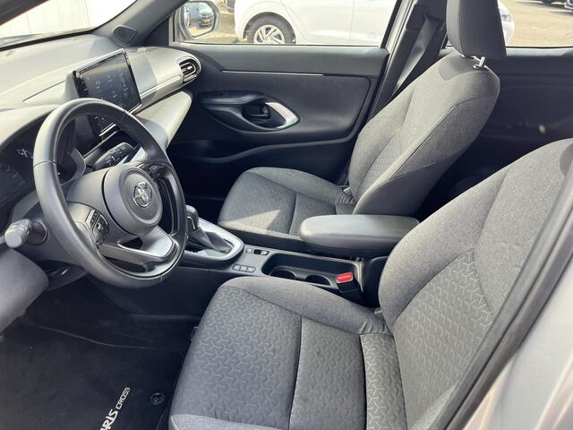 Toyota YARIS Cross 1.5 Hybrid Dynamic Limited Stoel Verwarming Parkeersensoren Voor en Achter Carplay keyless