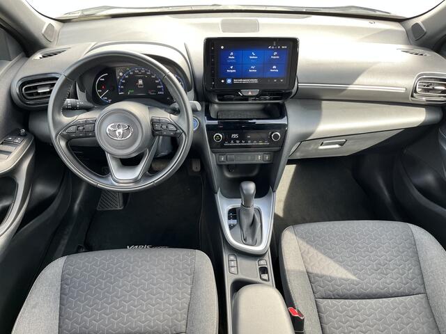Toyota YARIS Cross 1.5 Hybrid Dynamic Limited Stoel Verwarming Parkeersensoren Voor en Achter Carplay keyless