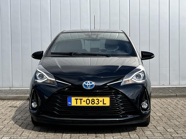 Toyota YARIS 1.5 Hybrid Premium Pano Dak Navi Camera Dealer onderhouden Trekhaak