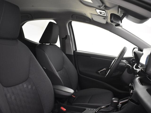 Toyota YARIS 1.5 Hybrid 115 Style | BSM | PDC V+A | Stuur en Stoelverwarming