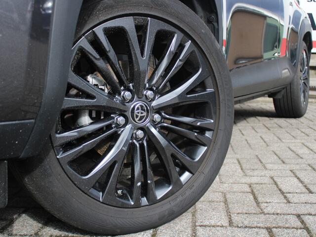 Toyota YARIS Cross 1.5 Hybrid Adventure Trekhaak, JBL Audio, Head-up Display, Elektrische Achterklep, Stuur- en Stoelverwarming