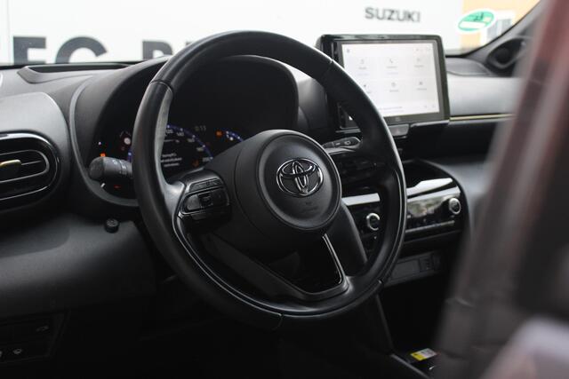 Toyota YARIS Cross 1.5 Hybrid Adventure Trekhaak, JBL Audio, Head-up Display, Elektrische Achterklep, Stuur- en Stoelverwarming