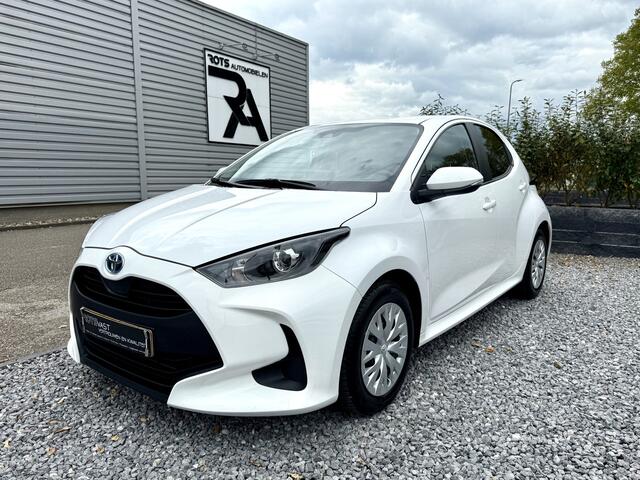 Toyota YARIS 1.5 Hybrid Active Navi|Camera|Carplay|Cruis|Stoelverw Wit