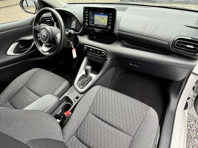Toyota YARIS 1.5 Hybrid Active Navi|Camera|Carplay|Cruis|Stoelverw Wit