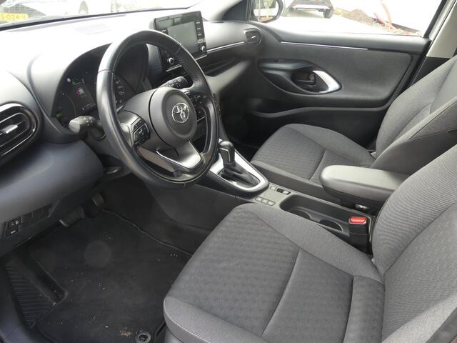 Toyota YARIS 1.5 Hybride Dynamic | Camera | Adap Cruise | Apple Car-Play