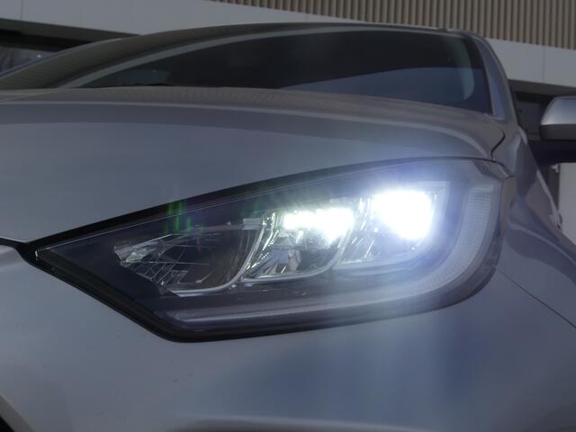 Toyota YARIS 1.5 Hybride Dynamic | Camera | Adap Cruise | Apple Car-Play
