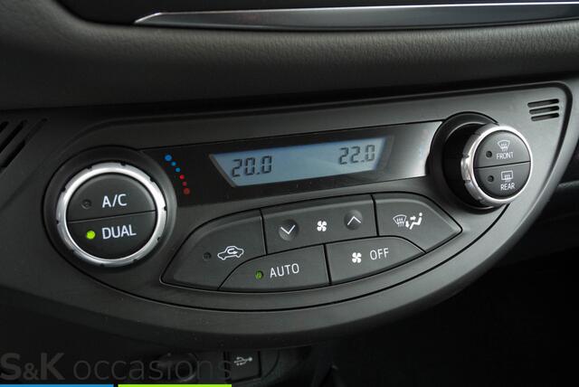 Toyota YARIS 1.5 Hybrid Dynamic 10 Jaar Garantie