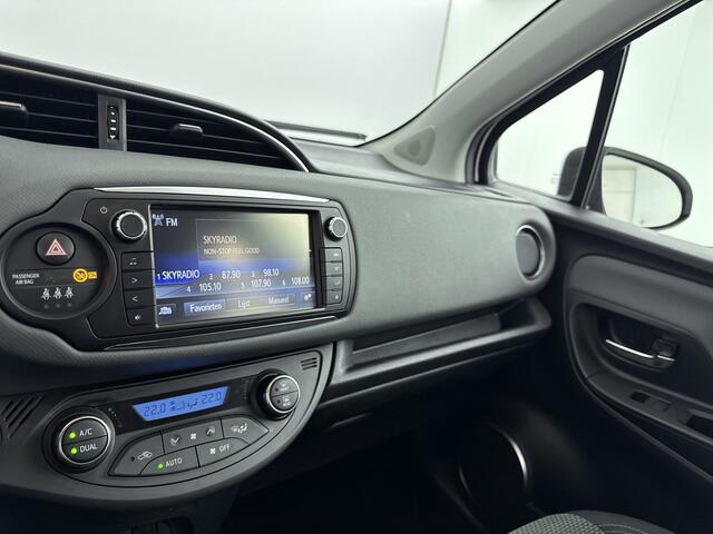 Toyota YARIS 1.5 Hybrid Lease Limited | Airco | LM Velgen | Achteruitrij Camera |
