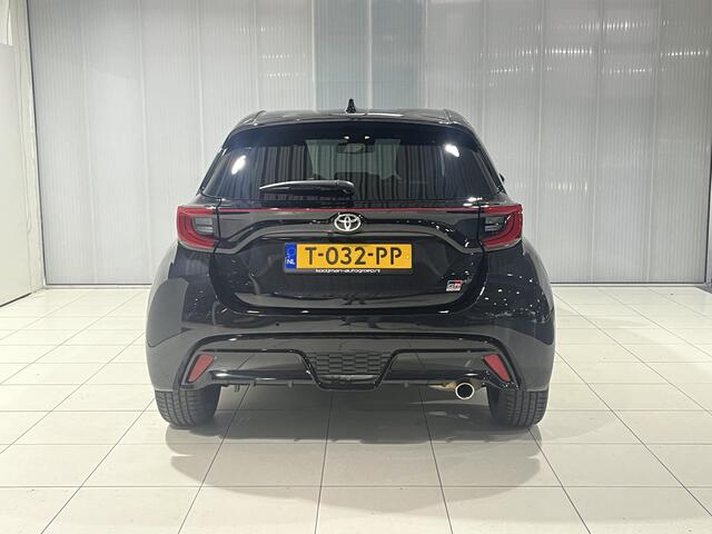 Toyota YARIS 1.5 Hybrid GR Sport | Apple carplay / Android Auto | Sportstoelen |