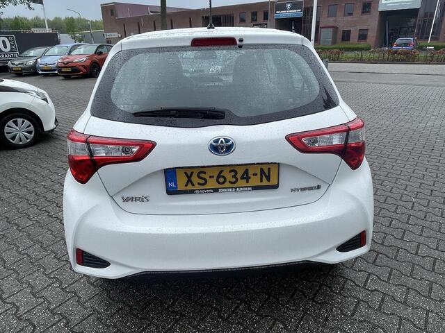 Toyota YARIS 1.5 Hybrid Executive