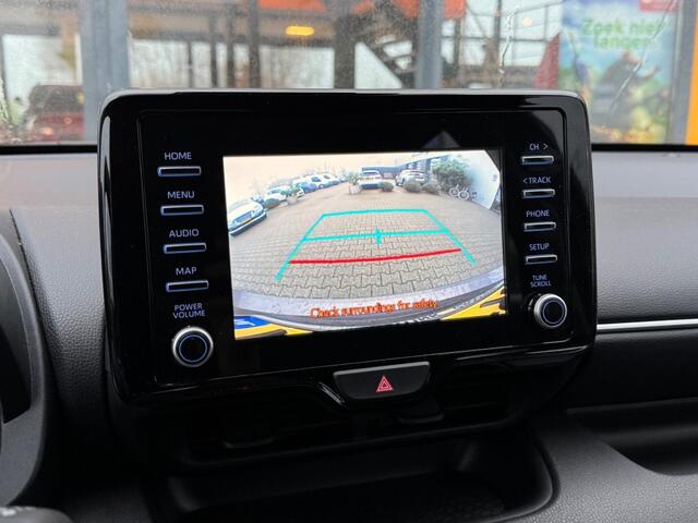 Toyota YARIS 1.5 Hybrid Active Navi/Apple/Android - camera