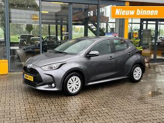 toyota-yaris-1.5-hybrid-active-navi