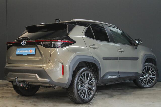 Toyota YARIS Cross 1.5 Hybrid Adventure AWD |trekhaak|pano|parkeersensoren|leder|JBL|