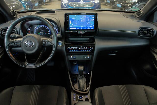Toyota YARIS Cross 1.5 Hybrid Adventure AWD |trekhaak|pano|parkeersensoren|leder|JBL|