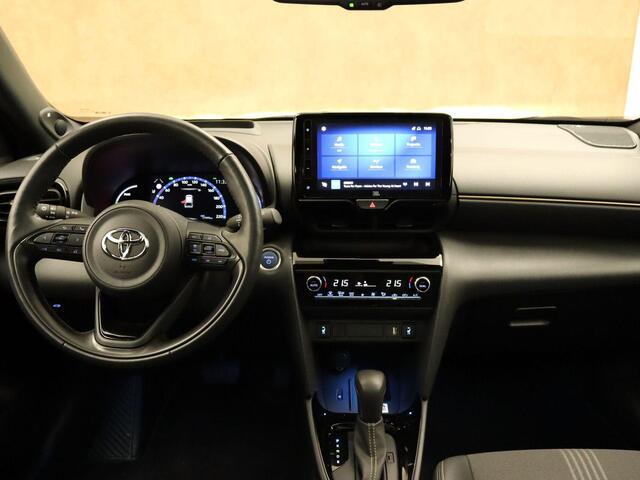 Toyota YARIS Cross 1.5 Hybrid Adventure - ORIGINEEL NEDERLANDSE AUTO - PANORAMADAK - ELEKTRISCHE ACHTERKLEP - NAVIGATIE FULL MAP - ACHTERUITRIJCAMERA - STUURVERWARING - CLIMATE CONTROL - PREMIUM SOUND SYSTEM (JBL) - KUNSTLEDEREN BEKLEDING - DODEHOEKDETECTIE - KEYLESS 