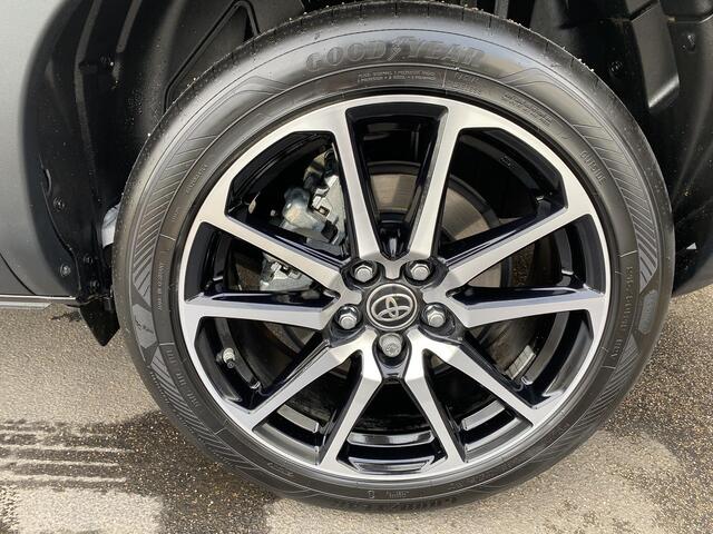 Toyota YARIS Cross 1.5 Hybrid GR Sport Navigatie, HUD, JBL, Dodehoekdetectie, Parkeersensoren voor + achter, Elek. achterklep, Stoelverwarming, Adaptieve cruise control, Smart Key, LED
