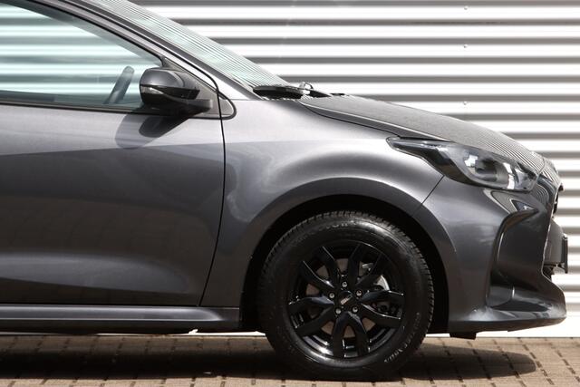 Toyota YARIS 1.5 Hybrid Active Navi / Camera / Carplay