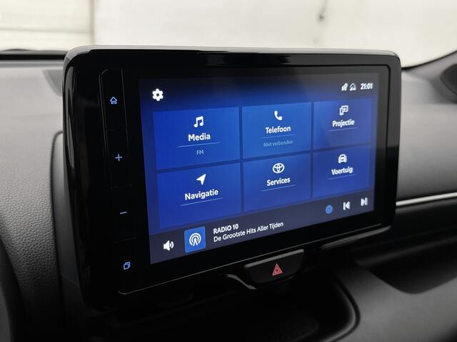 Toyota YARIS 1.5 Hybrid Executive | Bi-Tone | Blindspot | Sportstoelen | Navigatie | Stoelverwarming |