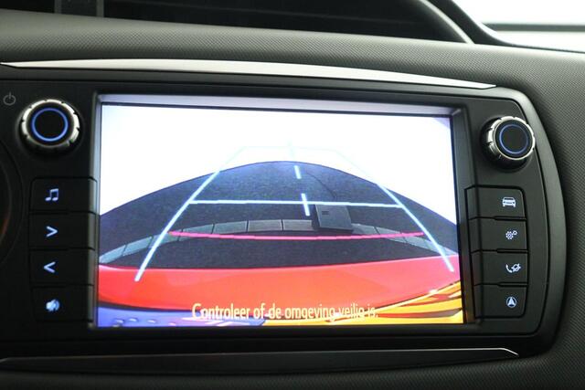 Toyota YARIS 1.5 Hybrid Dynamic | Parkeersensoren | Navigatie | Cruise-Control | Parkeercamera |