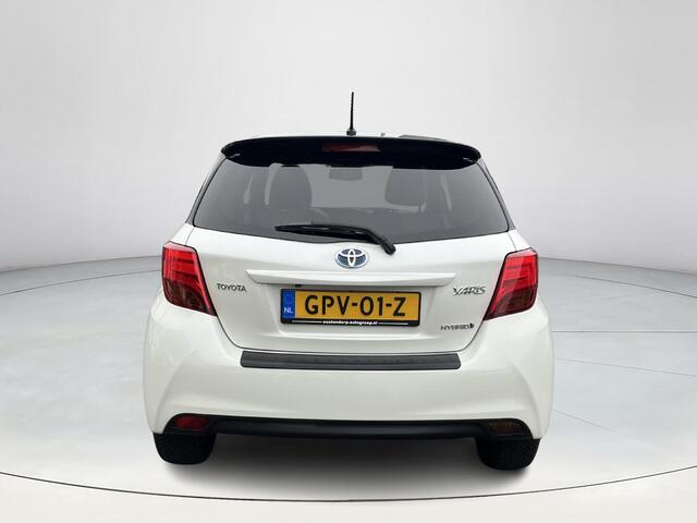 Toyota YARIS 1.5 Hybrid Dynamic Bi-Tone | Stoelverwarming | Keyless entry | 16 inch LM-velgen | Parkeercamera | Cruise control |