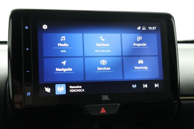 Toyota YARIS Cross 1.5 Hybrid Adventure | Apple Carplay/Android Auto | Trekhaak | Elektrische Achterklep | Parkeersensoren | Stoel/Stuurverwarming |