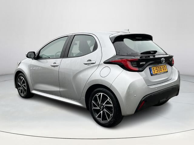 Toyota YARIS 1.5 Hybrid Dynamic | Navigatie | Parkeersensoren achter | Carplay | LED koplampen | Keyless entry |