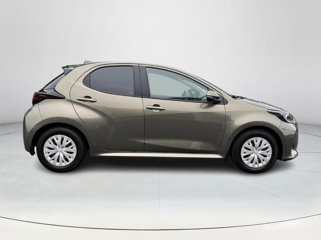 Toyota YARIS 1.5 Hybrid Active | Parkeersensoren achter | Stoelverwarming | Carplay | Cruise control adaptief |