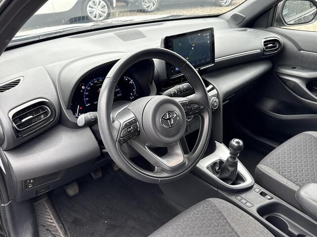 Toyota YARIS Cross 1.5 VVT-I First Edition **NAVIGATIE/ ADAPTIVE CRUISE CONTROL/ PARKEERCAMERA/ KEYLESS/ 36 MAANDEN GARANTIE**