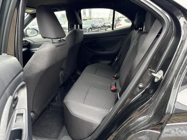 Toyota YARIS Cross 1.5 VVT-I First Edition **NAVIGATIE/ ADAPTIVE CRUISE CONTROL/ PARKEERCAMERA/ KEYLESS/ 36 MAANDEN GARANTIE**