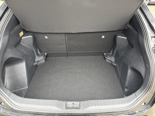 Toyota YARIS Cross 1.5 VVT-I First Edition **NAVIGATIE/ ADAPTIVE CRUISE CONTROL/ PARKEERCAMERA/ KEYLESS/ 36 MAANDEN GARANTIE**
