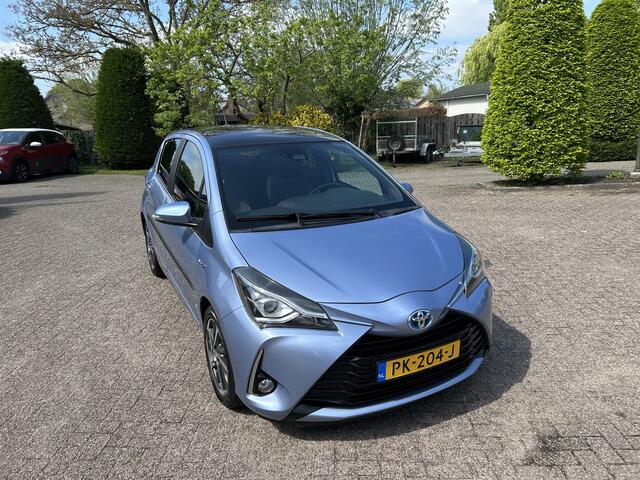 Toyota YARIS 1.5 Hybrid Executive Panodak