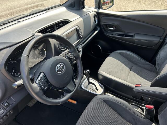 Toyota YARIS 1.5 Hybrid Executive Panodak