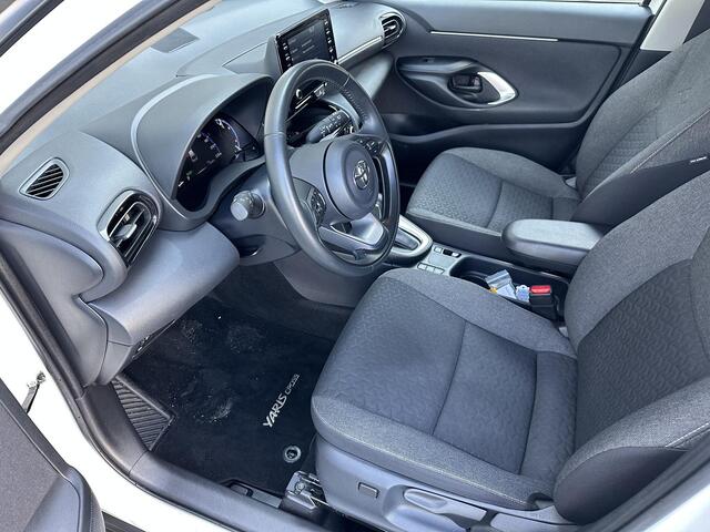 Toyota YARIS Cross 1.5 Hybrid Dynamic Edition | PDC V+A | Achteruitrijcamera | Apple Carplay/Android Auto | Airconditioning | Lendesteun |