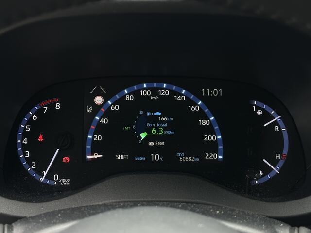 Toyota YARIS 1.5 VVT-I Benzine Handgeschakeld Executive | Draadloos laden tel