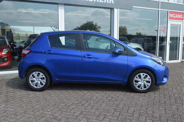 Toyota YARIS 1.5 VVT-i Active Automaat | Parkeercamera | Cruise c. | Climate C.