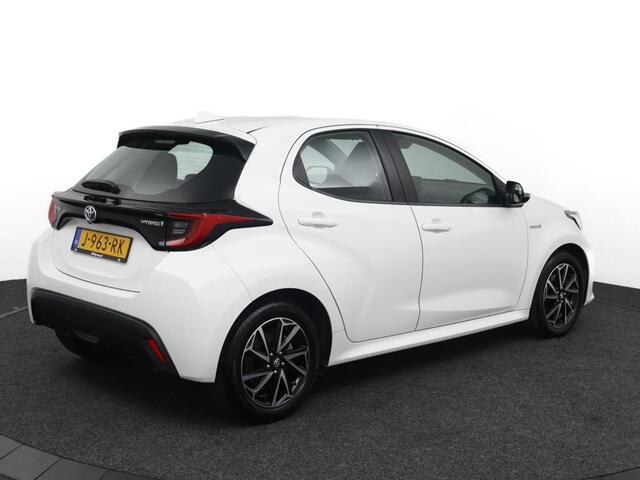 Toyota YARIS 1.5 Hybrid First Edition | Apple carplay/Android auto | Lichtmetalen velgen | Keyless entry/start | Full map navigatie |