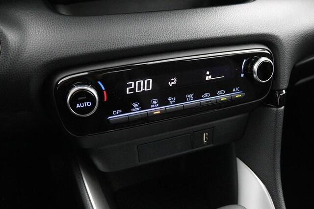 Toyota YARIS 1.5 Hybrid First Edition | Apple carplay/Android auto | Lichtmetalen velgen | Keyless entry/start | Full map navigatie |