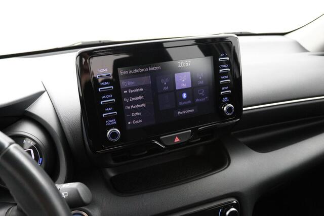 Toyota YARIS 1.5 Hybrid First Edition | Apple carplay/Android auto | Lichtmetalen velgen | Keyless entry/start | Full map navigatie |